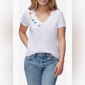 Wildfox | Peyton Pride Heart Embroidered T-Shirt size Medium
